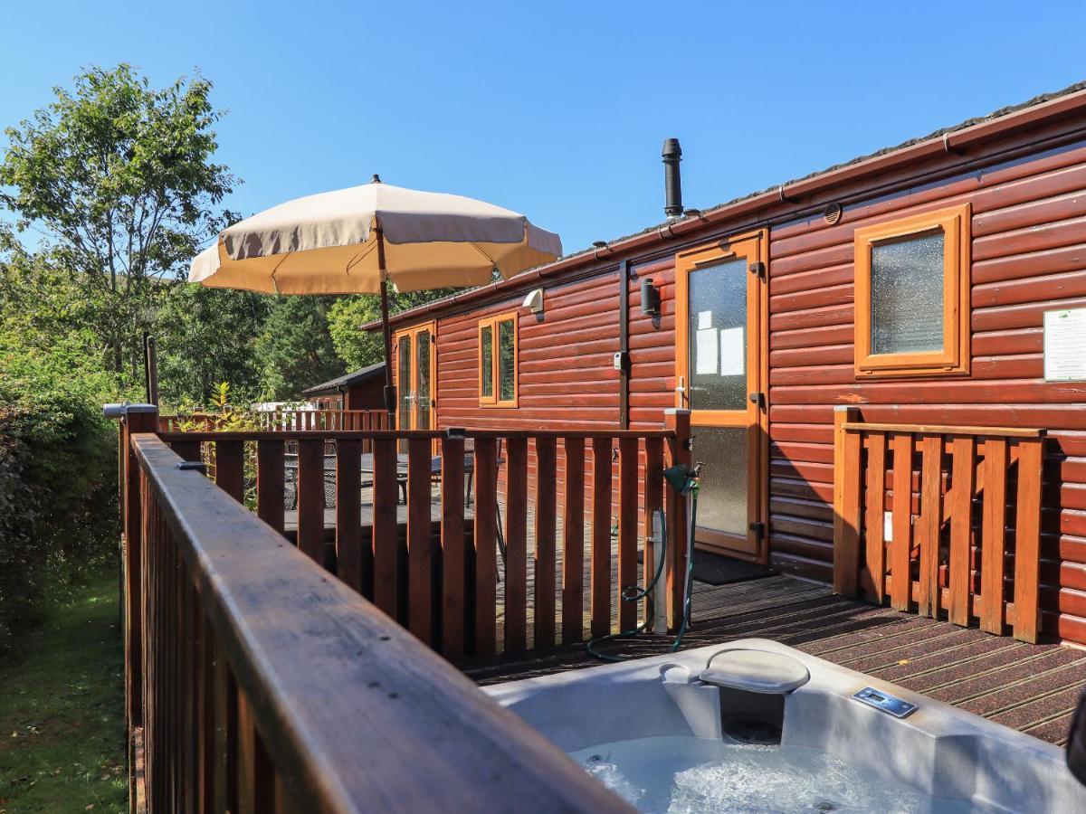 Striding Edge Lodge Windermere Exterior photo